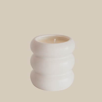 LAUA. Velvet Vanilla Luxury Scented Candle